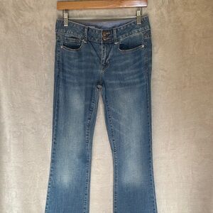 GAP WOMEN’S ORIGINAL PERFECT BOOT 1969 JEANS